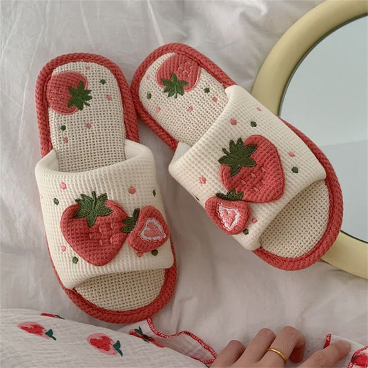 Milky strawberry slippers