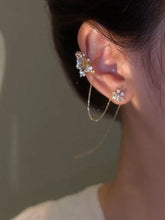 Load image into Gallery viewer, Butterfly flower ear clip one-piece tassel earrings

