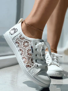 Casual Breathable Mesh Lace-Up Canvas Shoes CN54