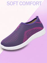 Load image into Gallery viewer, Middle Aged And Elderly Breathable Soft Sole Walking Shoes CN10
