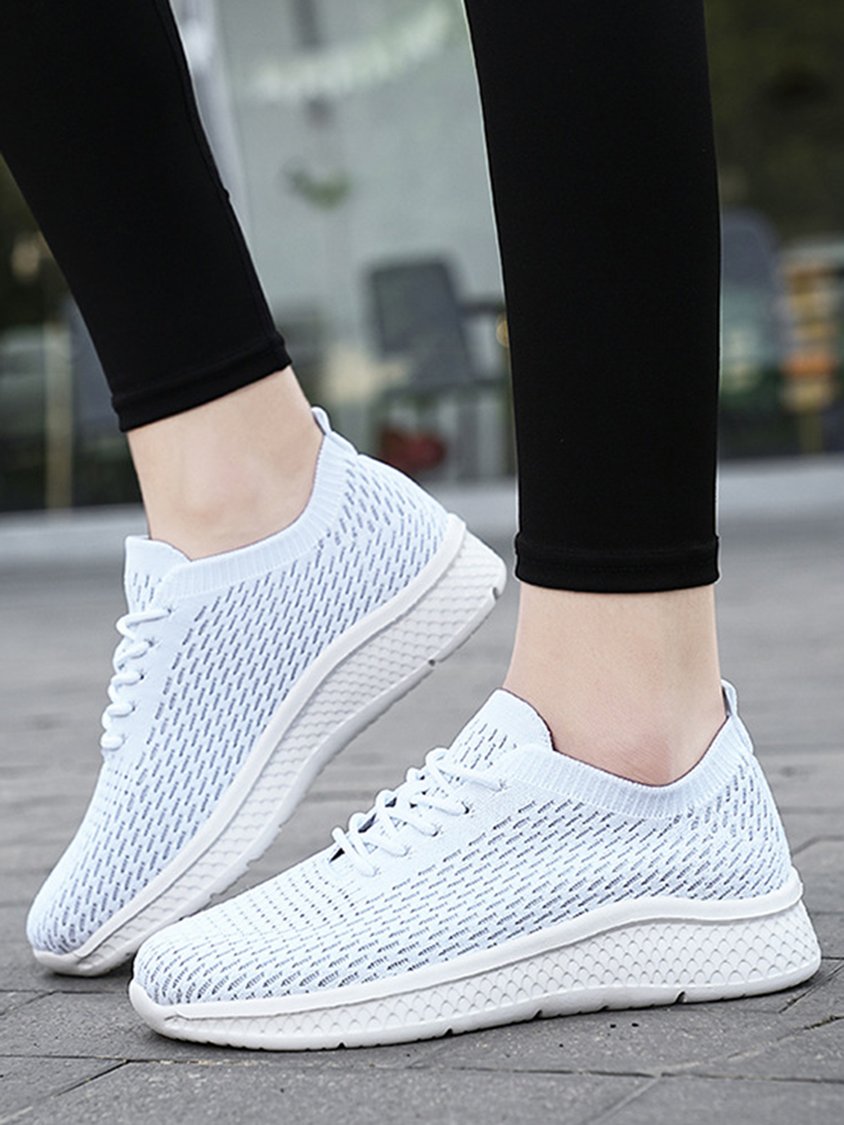 Mesh Breathable Lightweight Sneakers CN115